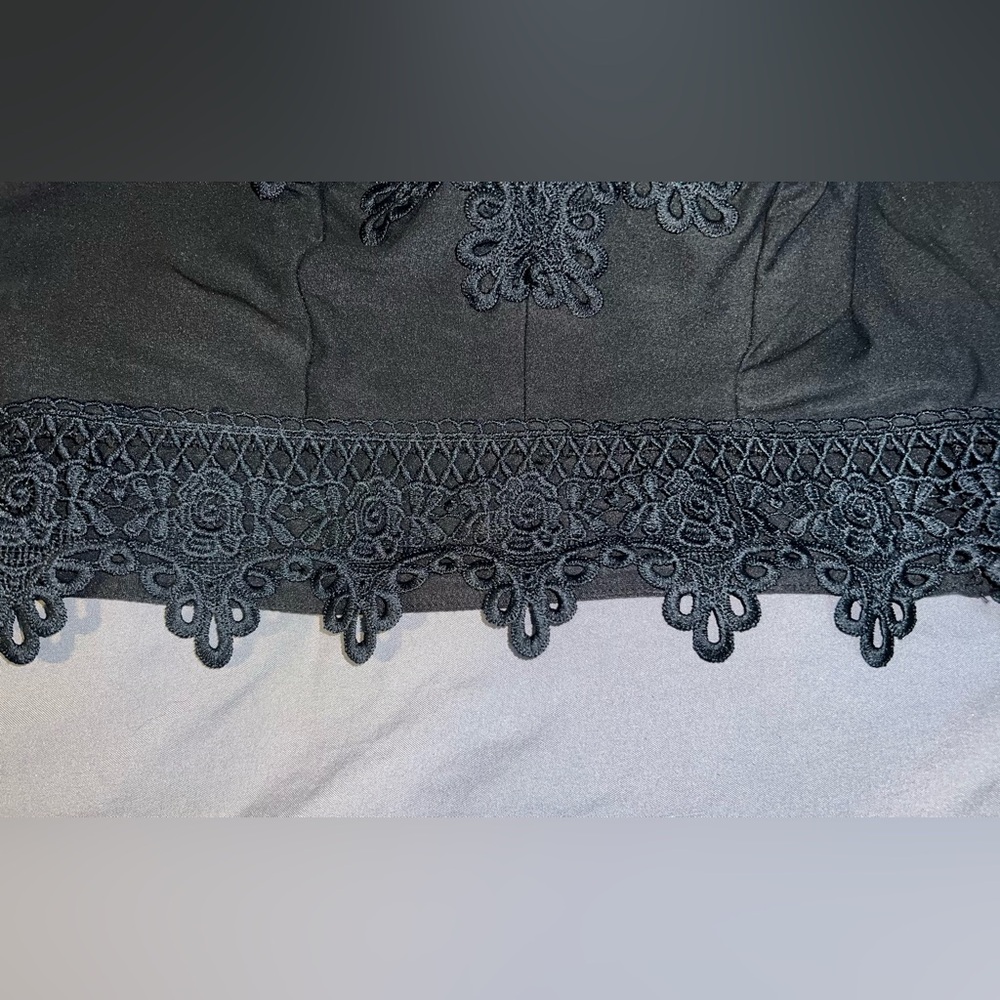 Mudd - Crochet Boho-style Crop Cami (Black) Small (EUC) - Picture 4 of 7